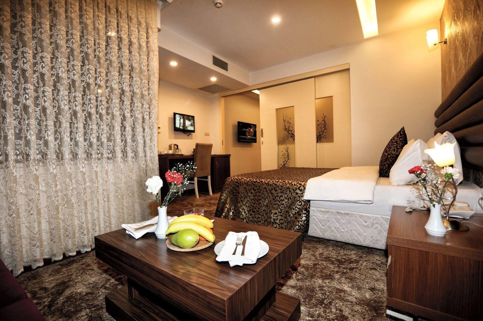 Ts Gold Otel Τραμπζόν Εξωτερικό φωτογραφία